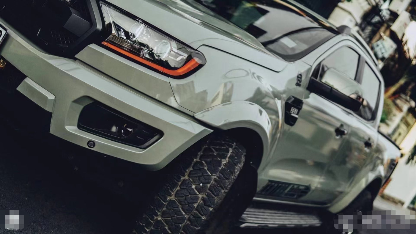 福特ranger raptor改色卡其绿 皮卡也开始玩儿颜色了