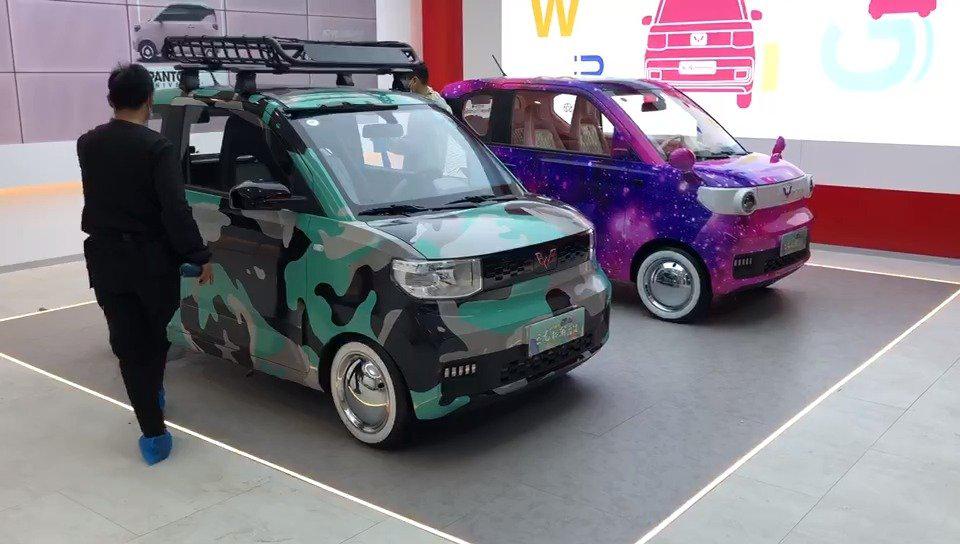 抢先看车展,上海车展探馆五菱宏光miniev展台……__财经头条