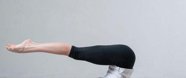 身体不够柔软就做这组瑜伽体式,增强身体协调性和柔韧性!休闲区蓝鸢梦想 - Www.slyday.coM