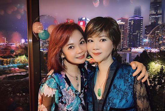 23岁夺双冠宣布退役:如果不让球我早就三连冠了|曹燕华|世乒赛|童玲