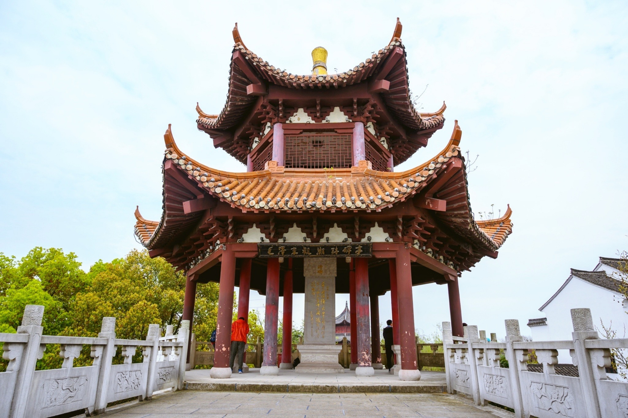 公园中还有许多值得参观的小景点,比如国家重点文物保护单位中山亭,占