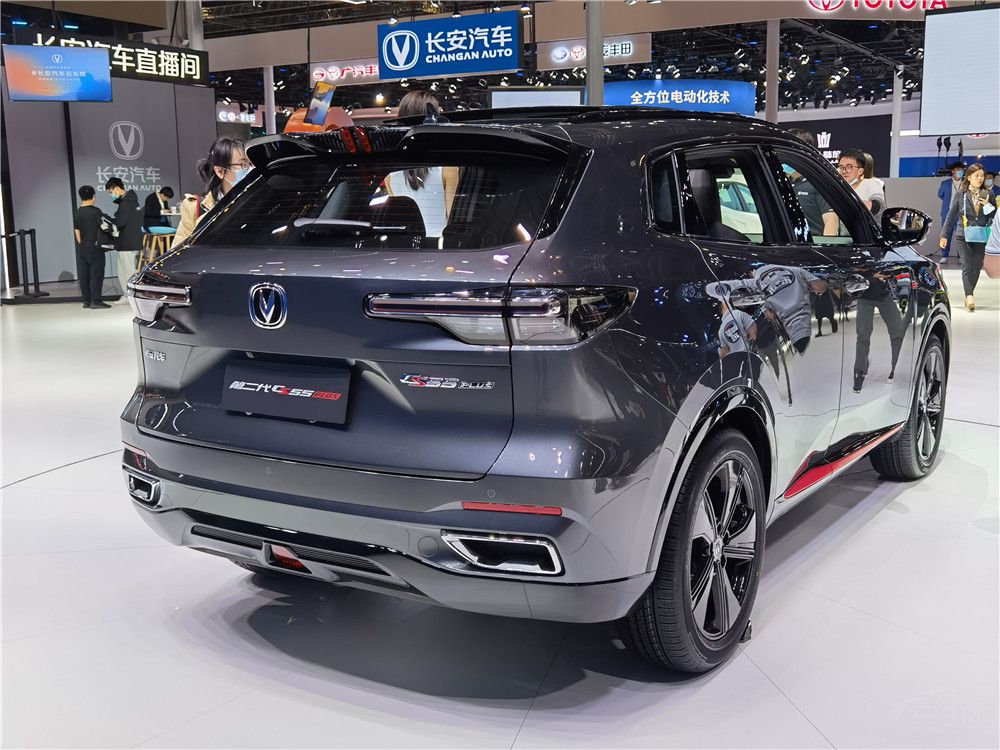 2021上海车展:全新长安cs55 plus成新晋网红