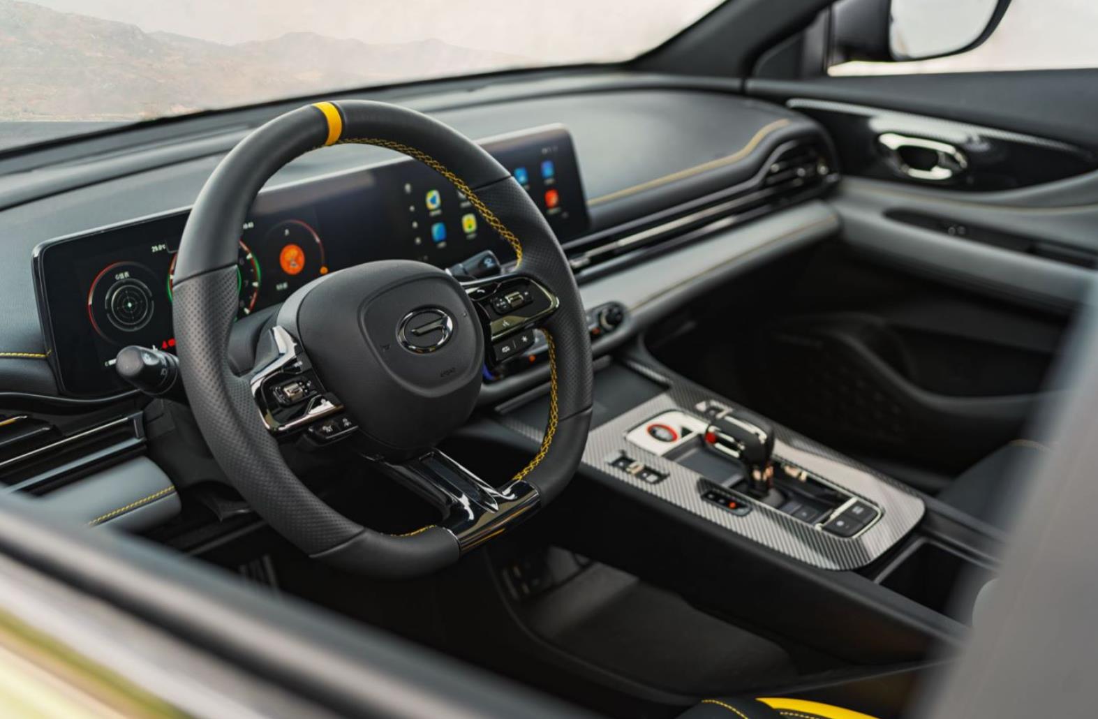 2021上海车展丨广汽传祺影豹内饰首次公布战机布局太惹眼