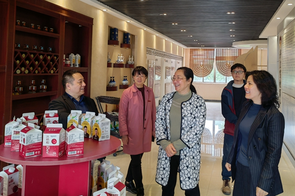 上饶师范学院郑彦芳带队赴广丰区产学研合作企业走访调研
