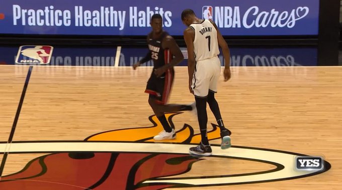 杜兰特又伤退!篮网官宣初步伤情+受伤细节曝光 一瘸一拐沮丧离场休闲区蓝鸢梦想 - Www.slyday.coM 杜兰特又伤退!篮网官宣初步伤情+受伤细节曝光 一瘸一拐沮丧离场休闲区蓝鸢梦想 - Www.slyday.coM