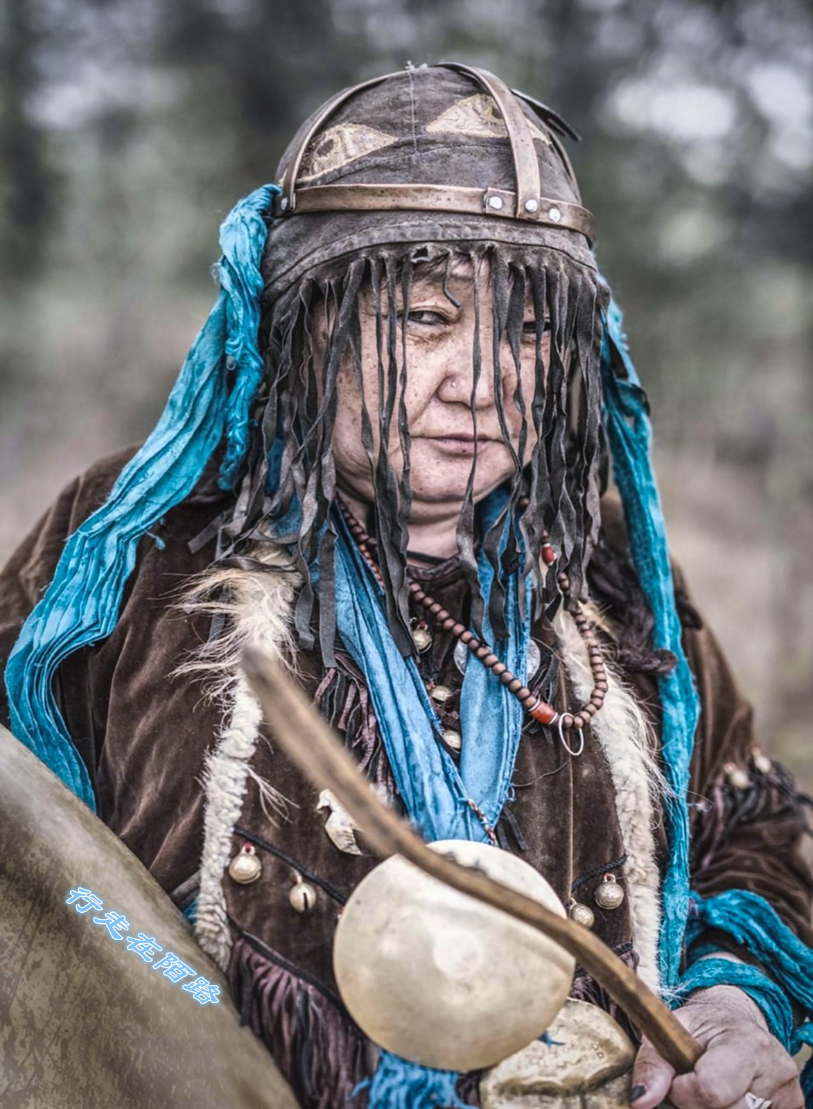 未知祖先的曼西人全族不过千人拒绝水电暖气宁可住帐篷