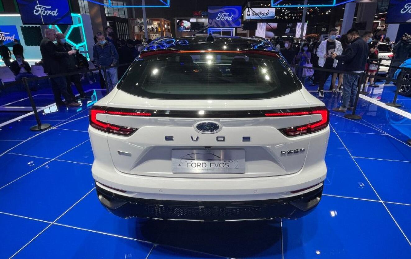 福特蒙迪欧evos正式发布溜背造型极具动感