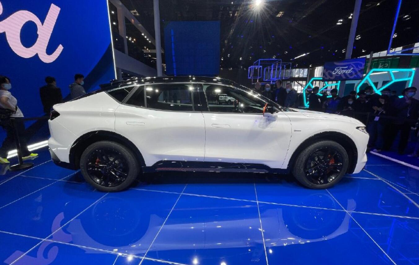 福特蒙迪欧evos正式发布溜背造型极具动感