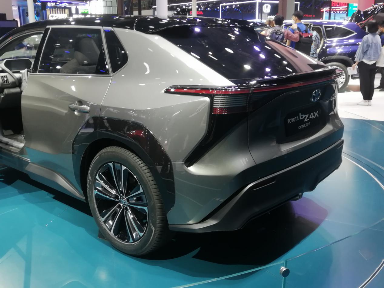 2021上海车展:丰田全新纯电suv bz4x 全球首发