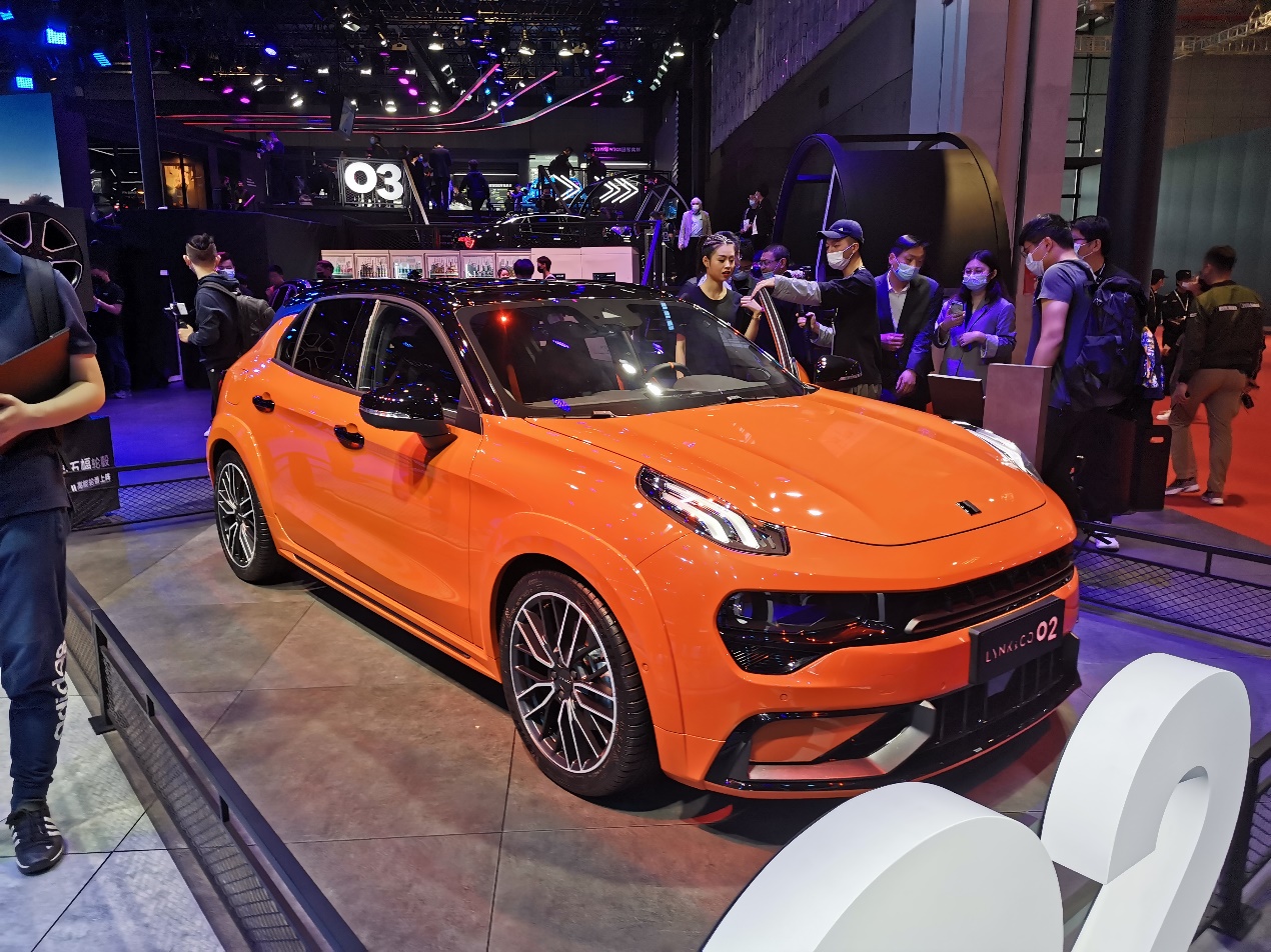 低趴造型,零百加速6.2s,领克02hatchback亮相上海车展