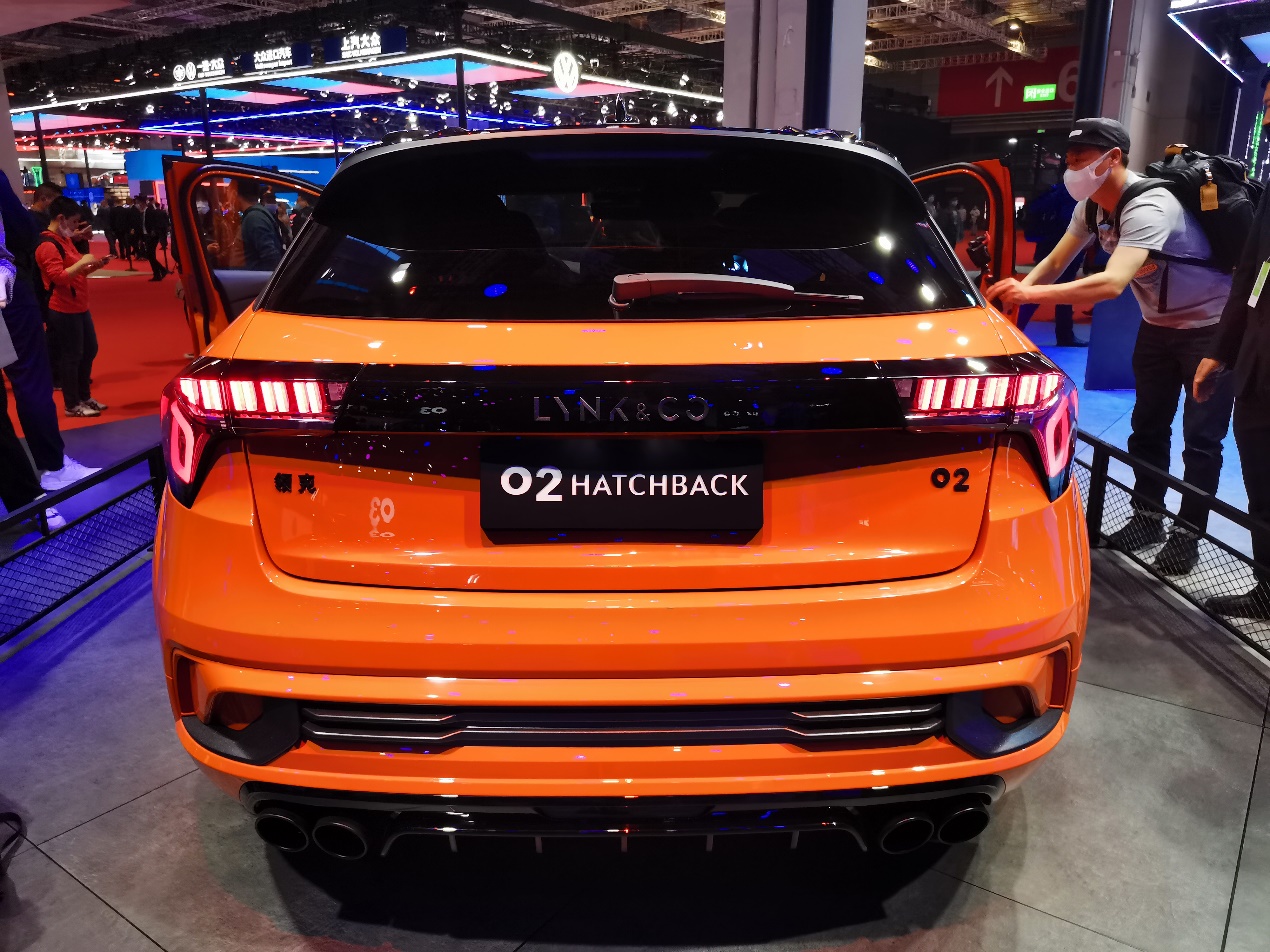 低趴造型,零百加速6.2s,领克02hatchback亮相上海车展