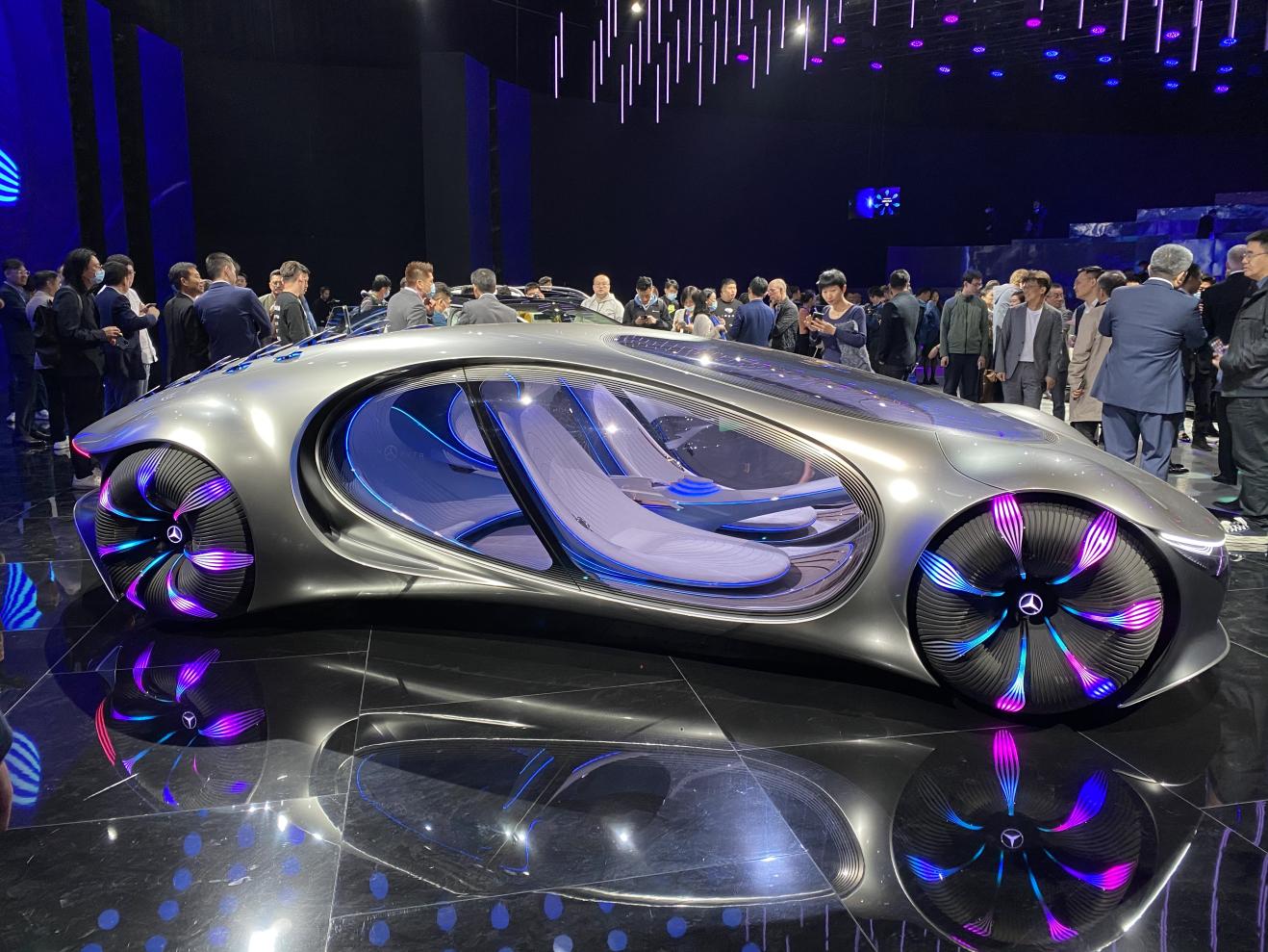 上海车展:梅赛德斯-奔驰vision avtr概念车亮相