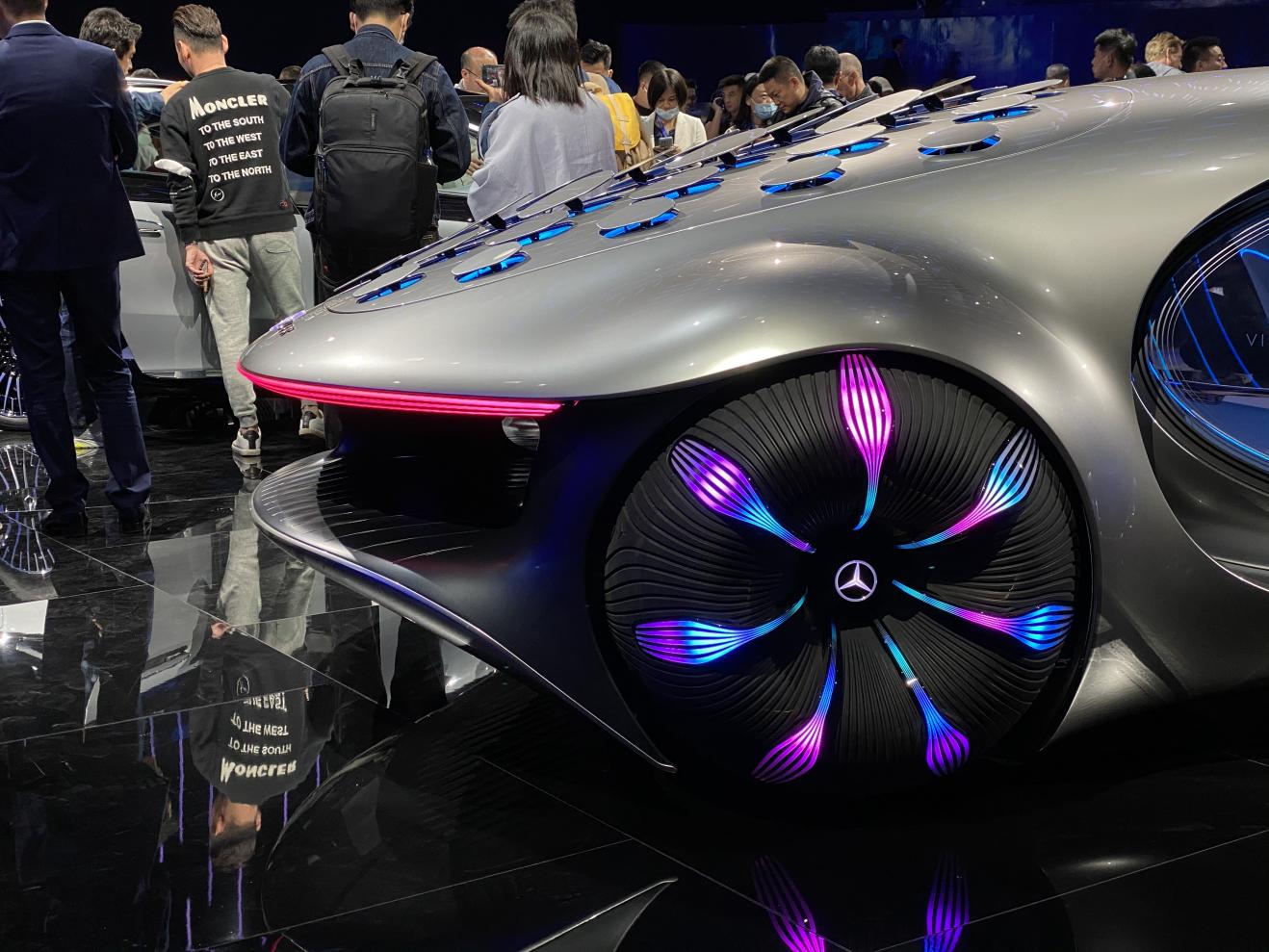 上海车展:梅赛德斯-奔驰vision avtr概念车亮相