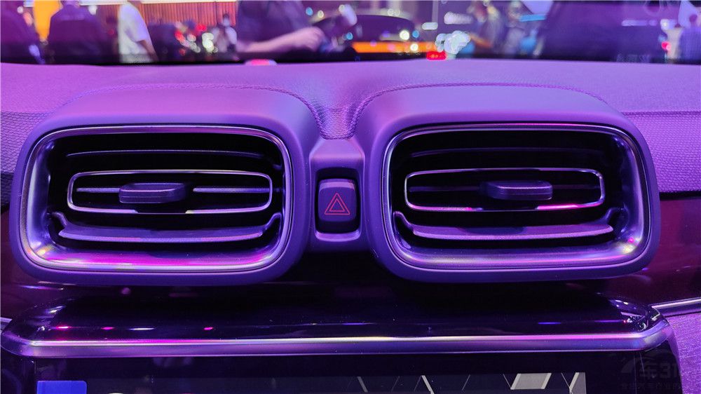 2021上海车展全新领克02hatchback亮相能击败git的国产车