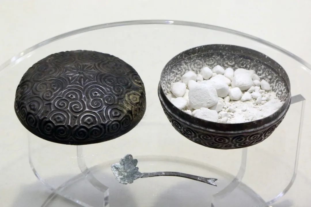 揭秘中国古代美人私生活人需要纯粹的审美时刻