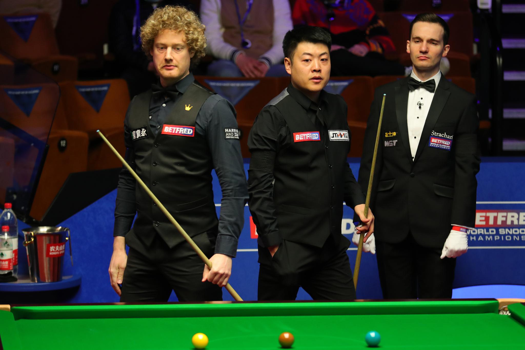 斯诺克世锦赛梁文博首轮出局