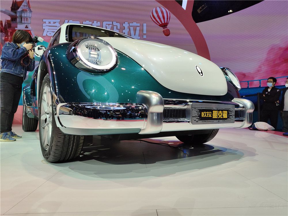 2021上海车展梦回摩登时代欧拉朋克猫亮相