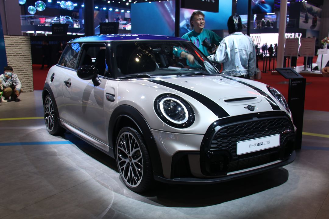 2021上海车展丨独特车漆加持 新一季mini车型亮相