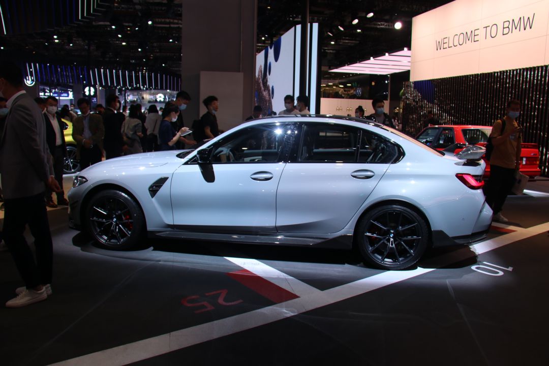 2021上海车展丨全新宝马m3雷霆版上市售84.99万元起