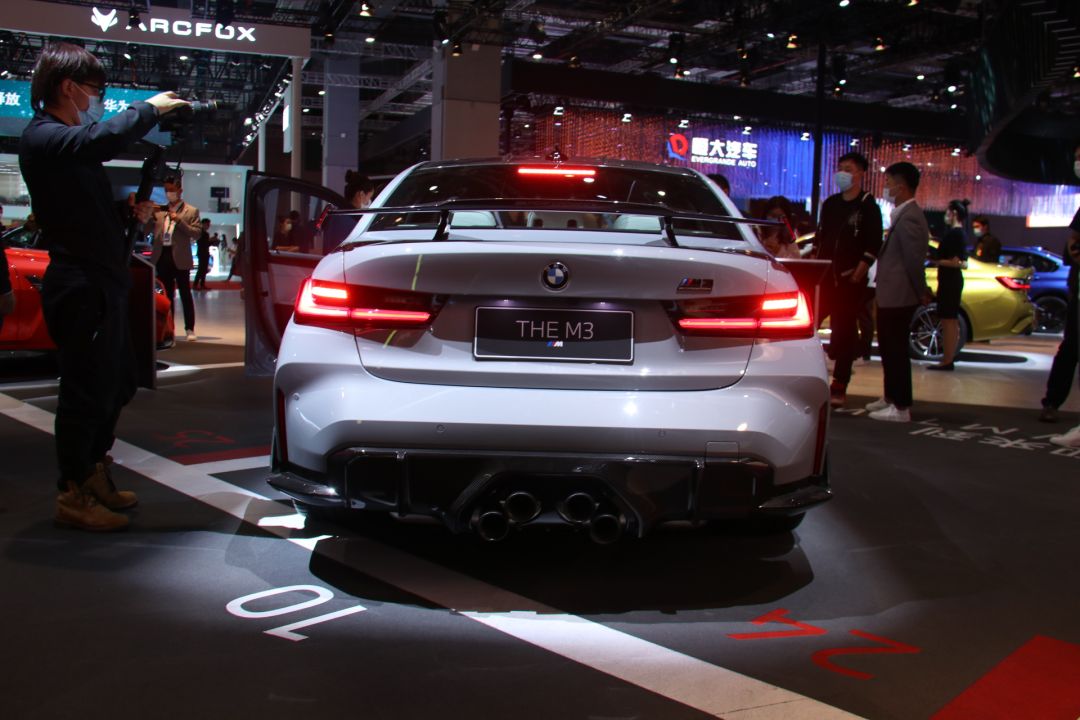 2021上海车展丨全新宝马m3雷霆版上市售84.99万元起