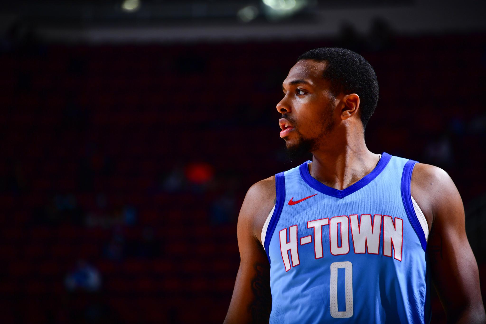 火箭声明:他对袭击者一无所知|布朗|哈登|斯特林_新浪新闻