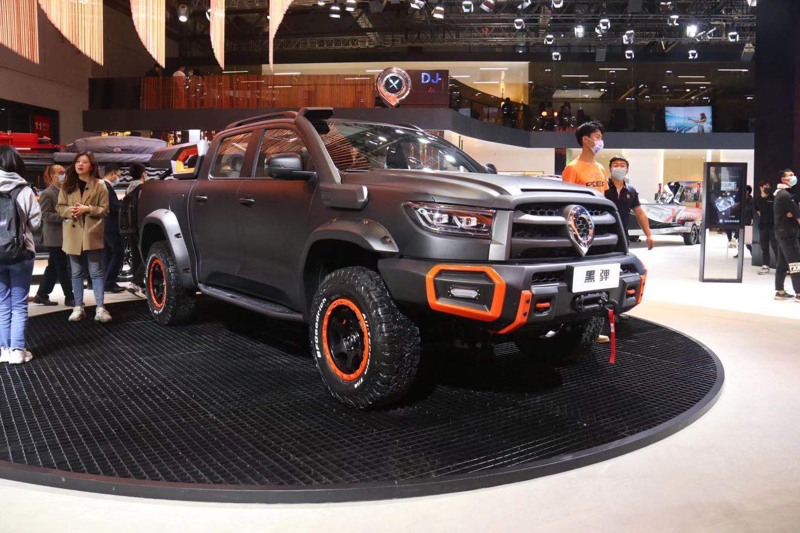 2021上海车展 | 预售价23万起 长城炮黑弹版,旅装版开启预售