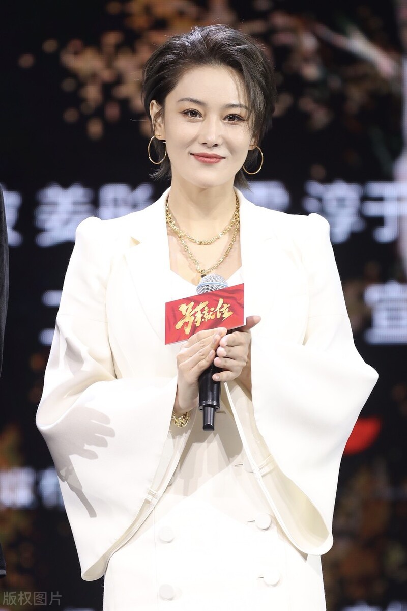 张馨予近照,魅力无处不在