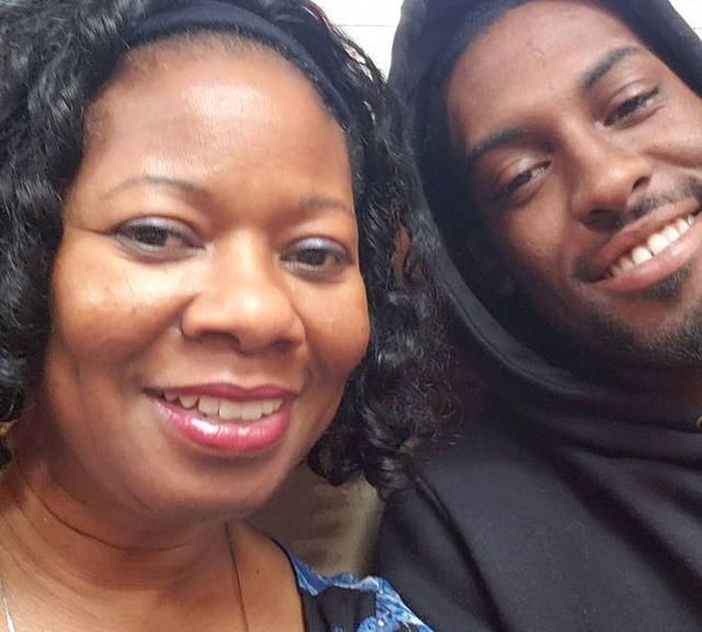 悲痛!皮蓬33岁大儿子去世,和4个女儿生8个孩子,已失去1儿1女休闲区蓝鸢梦想 - Www.slyday.coM 悲痛!皮蓬33岁大儿子去世,和4个女儿生8个孩子,已失去1儿1女休闲区蓝鸢梦想 - Www.slyday.coM