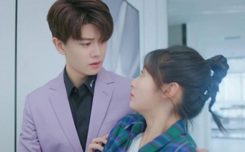 任嘉伦新剧悄然来袭与邢菲同框互动好甜网友爆款预定