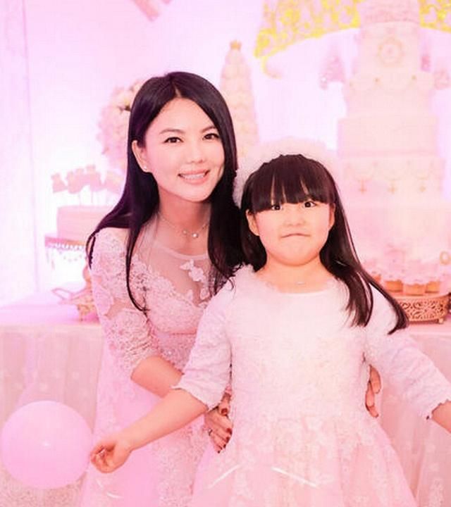 《小舍得》：“妈妈是为了你好”,是扎在孩子心里的针,越深越痛休闲区蓝鸢梦想 - Www.slyday.coM