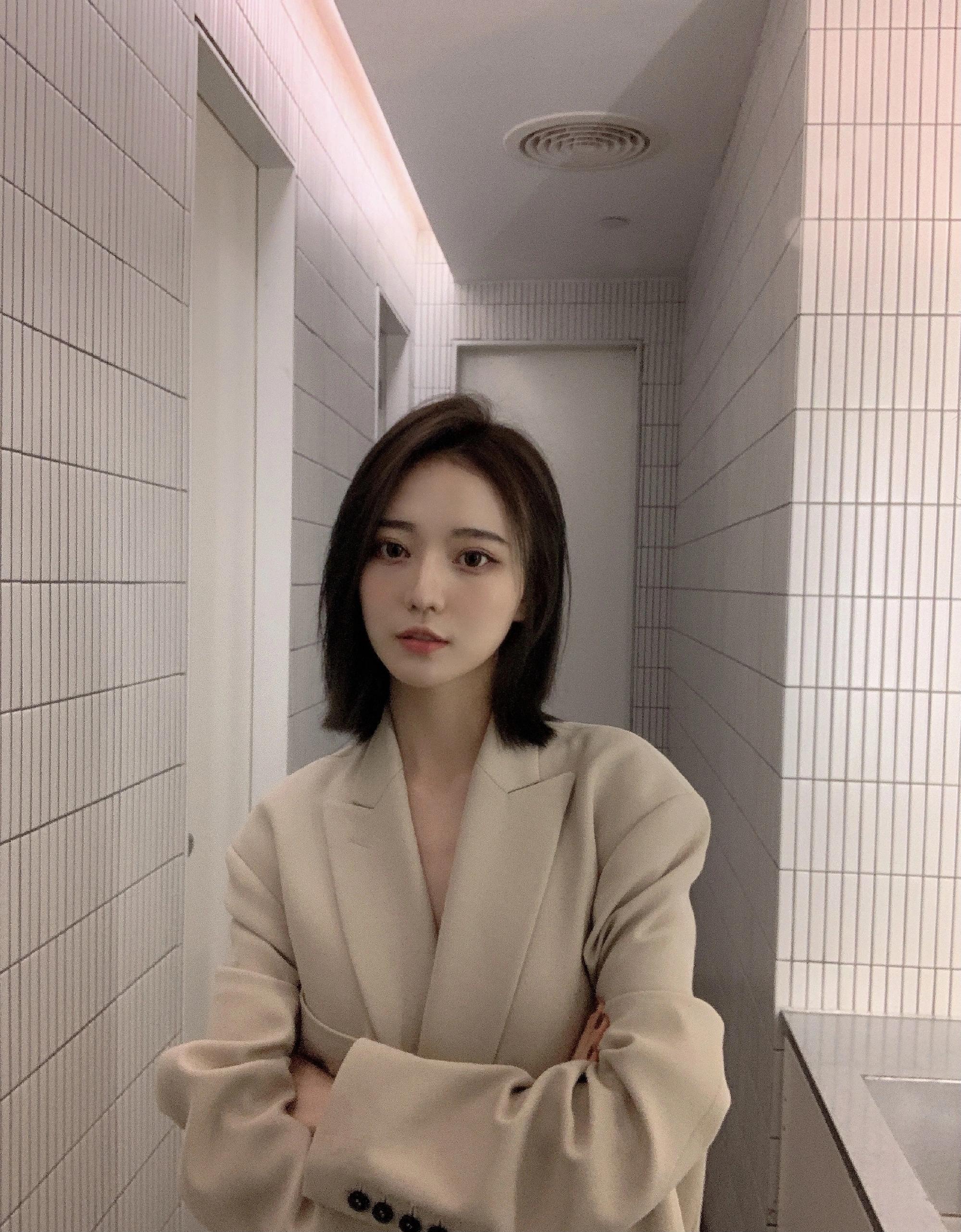 疑似项思醒与代购聊天记录曝光,3580元买假包找男友报销45500元