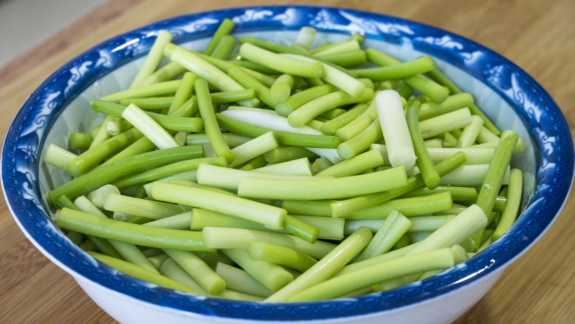 不吃肉,这1粥2汤5菜也要多吃,应季节又鲜嫩|谷雨|蒜苔|湿气_新浪新闻