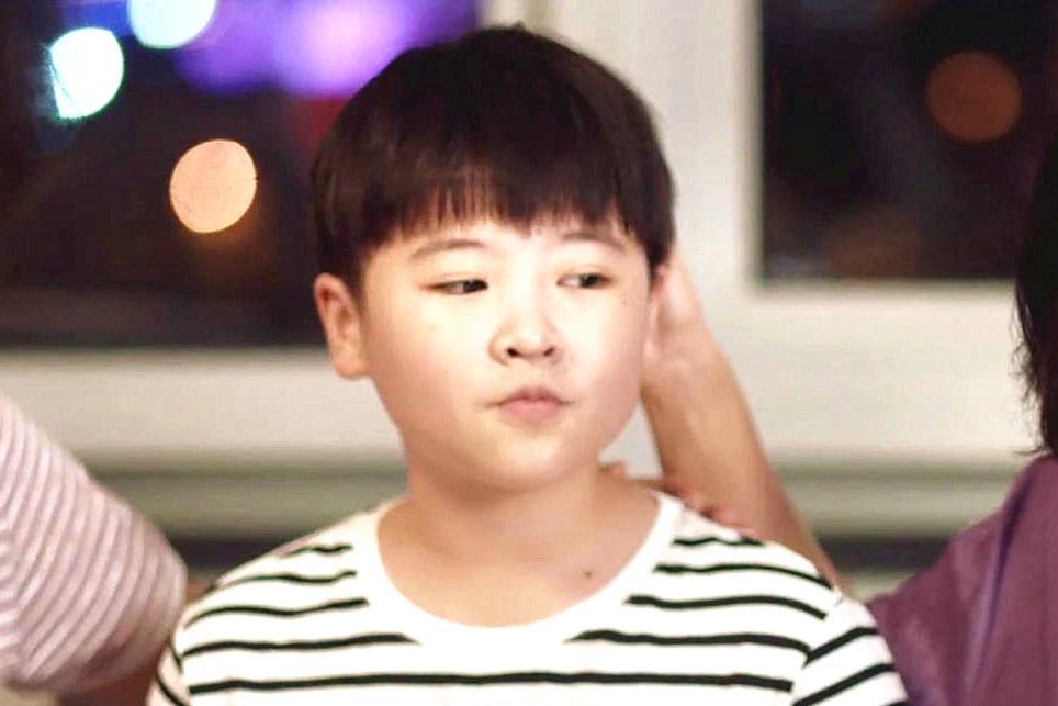 小舍得颜子悠那么胖田雨岚连足球都不准踢这是为他好