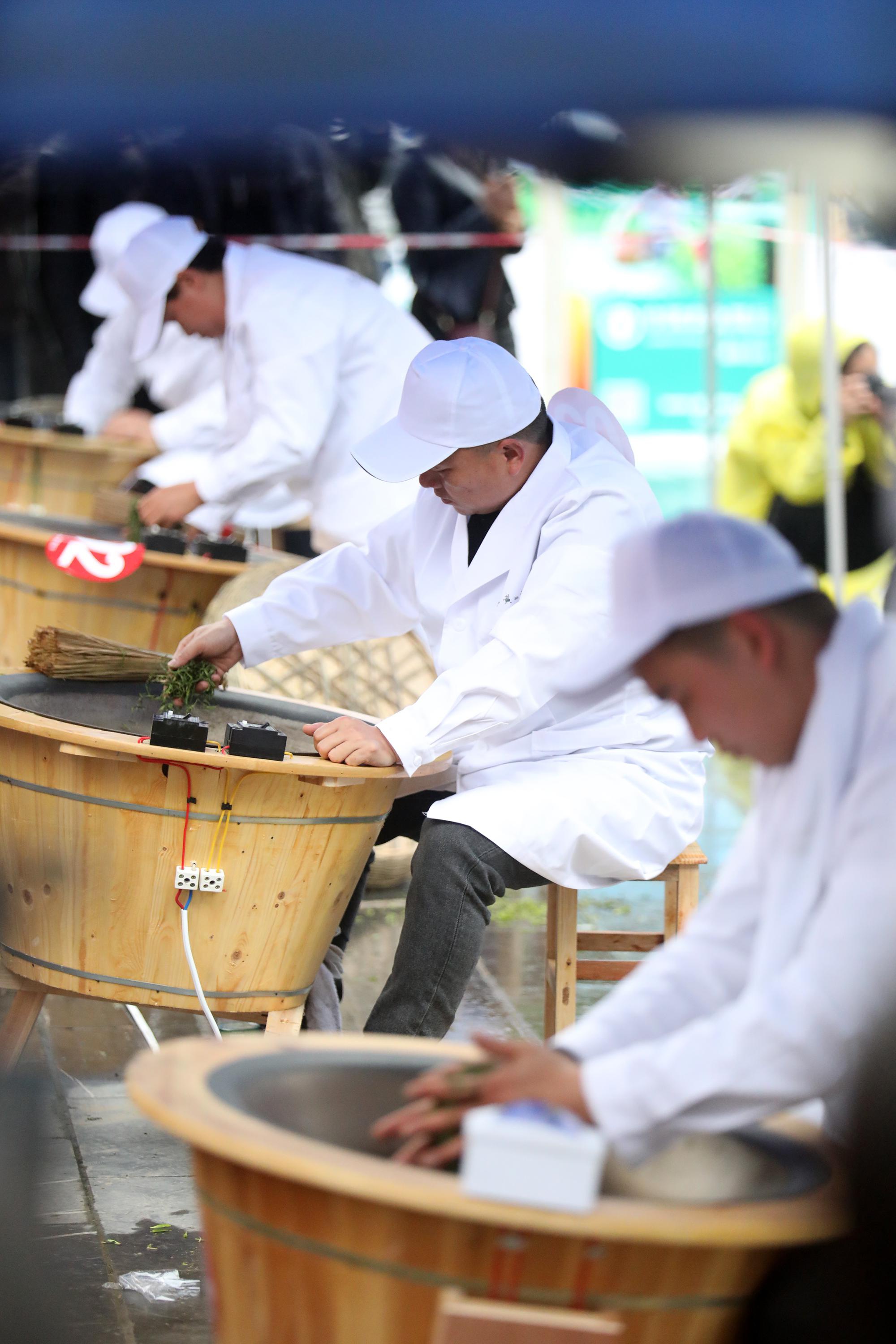 制茶能手 比拼技艺|李科|手工|参赛_新浪新闻