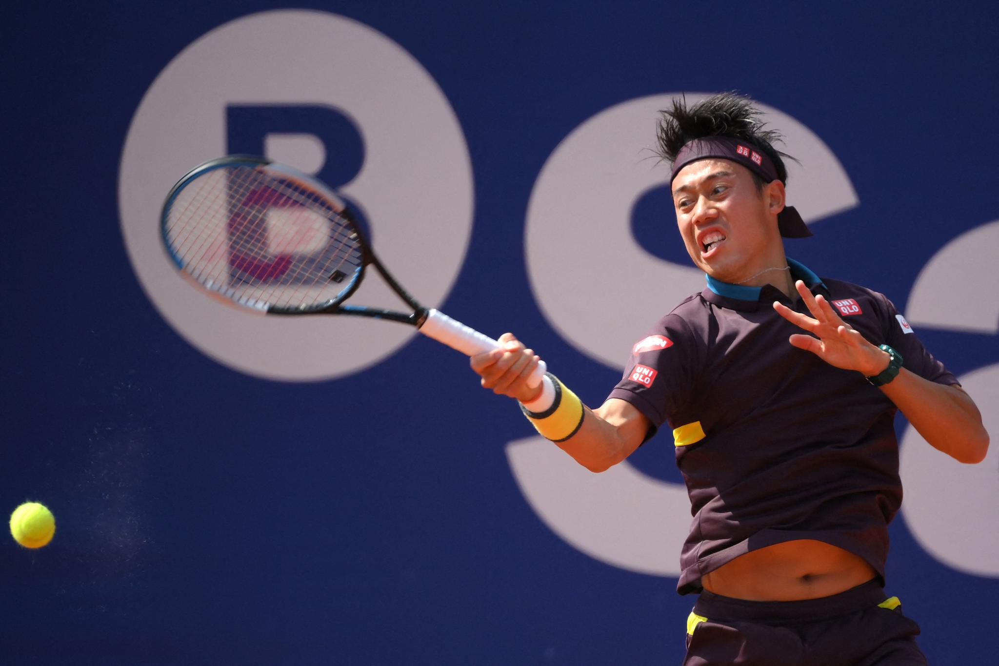 网球——巴塞罗那公开赛:锦织圭晋级