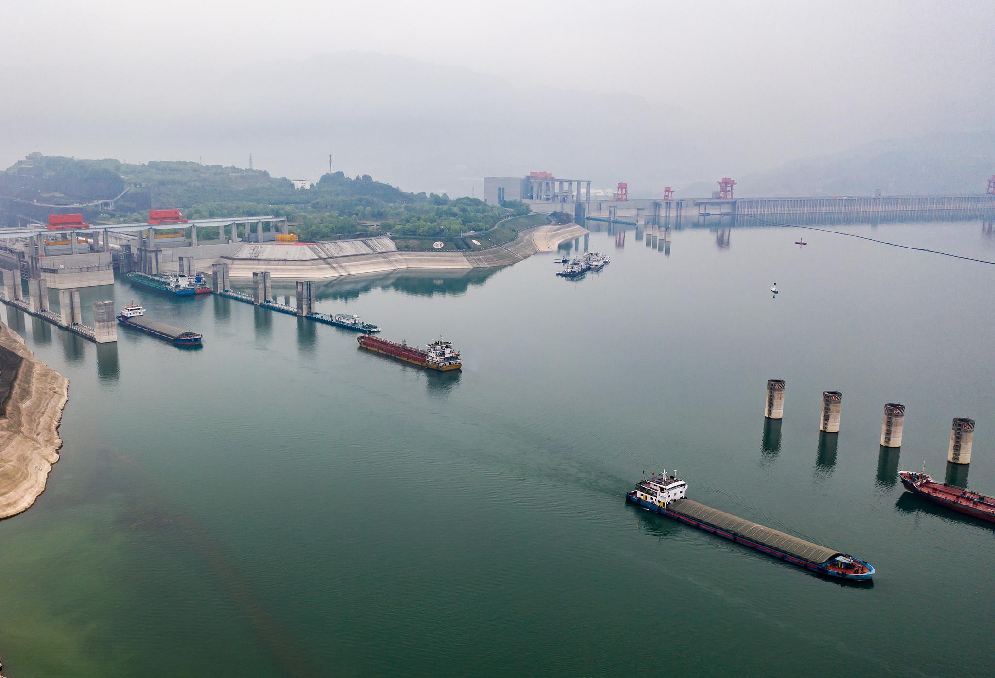 三峡北线船闸完成检修恢复通航