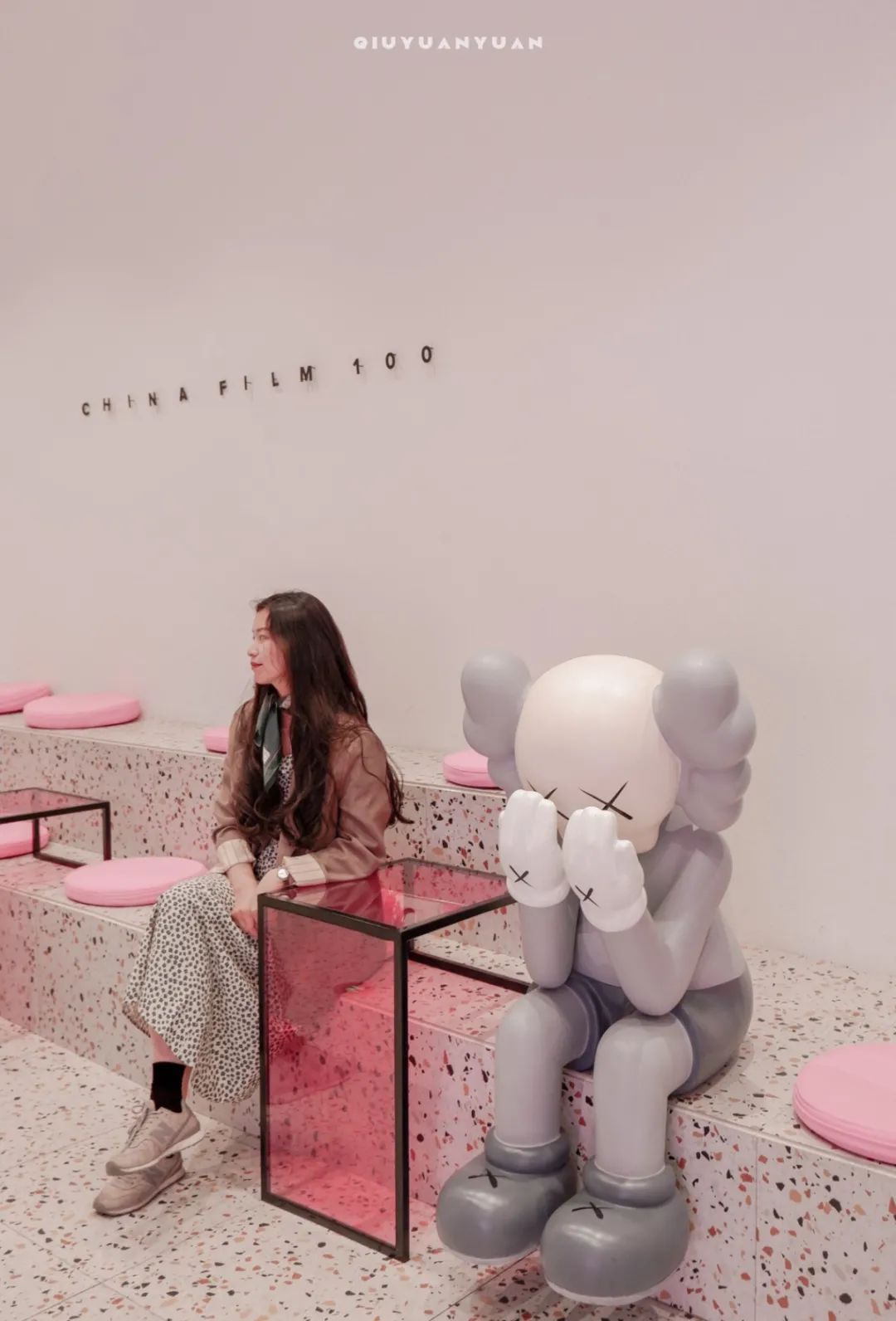 成都网红影院list免费打卡巨型kaws艺术展