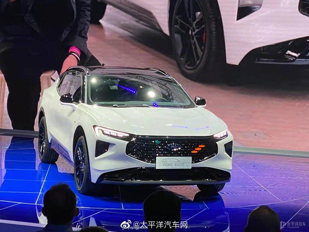 这车身造型把设计概念玩得很溜嘛!-新浪汽车