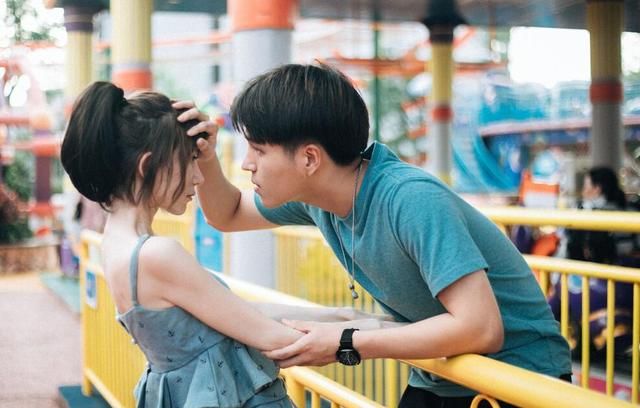 新型"女追男":当下女孩们的追爱招数大赏