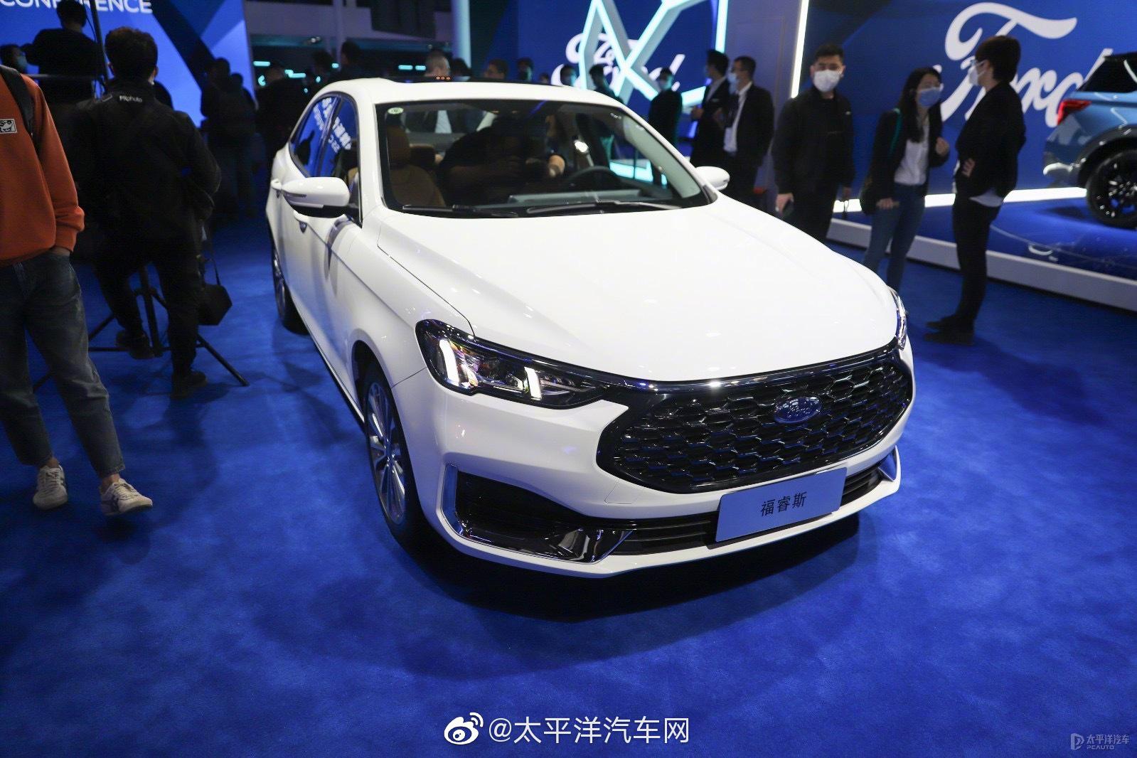 长安福特新一代福睿斯 车展现场抢先体验一番