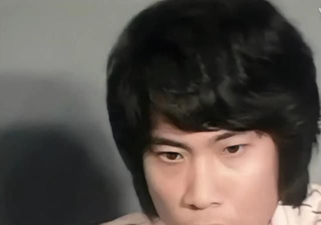 比周星驰的交情还深周润发当年见死不救成就今天的吴孟达