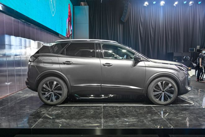 直击上海车展:东风标致4008改款上市,变化点有哪些?