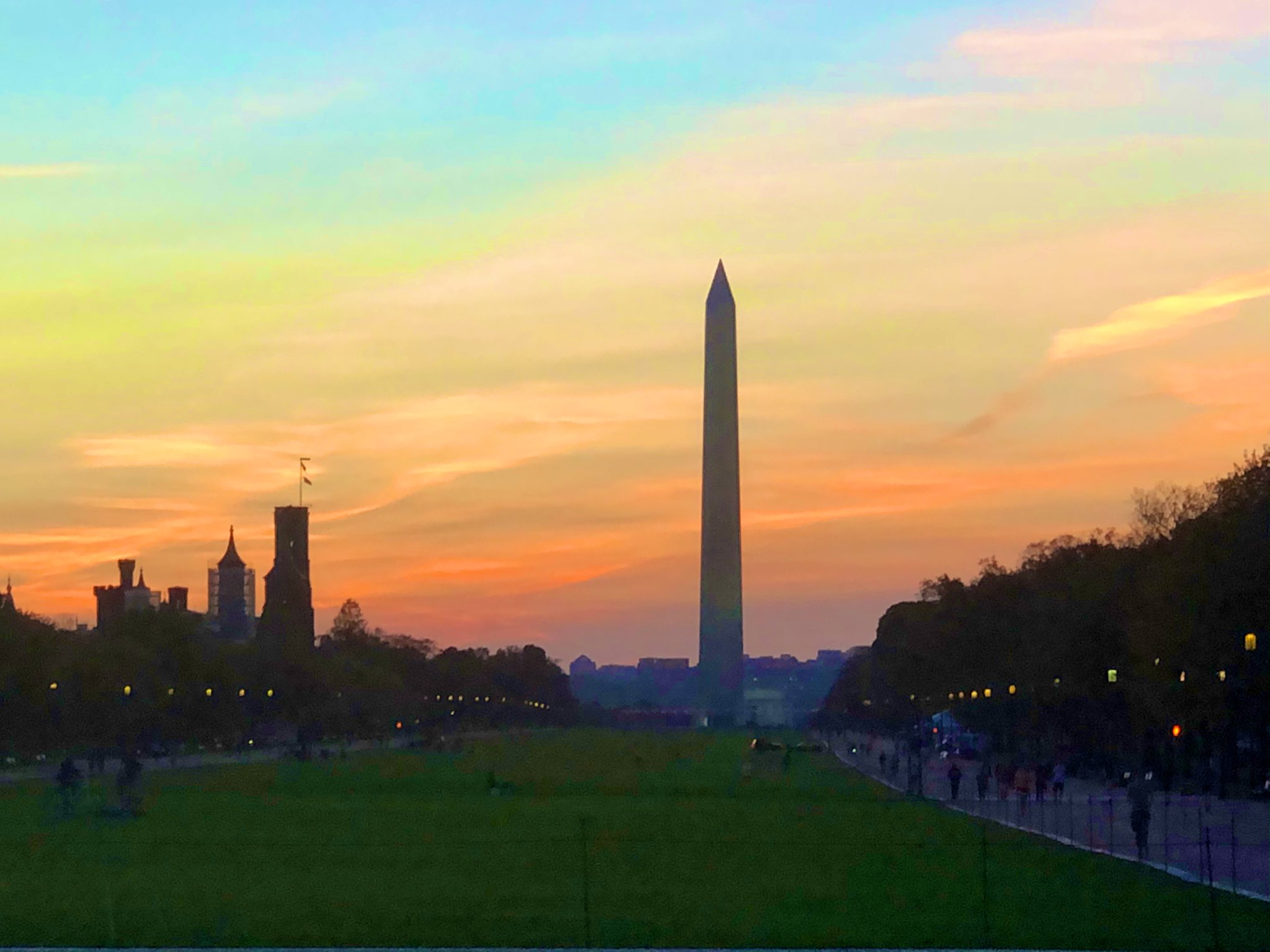 弗洛伊德案宣判，白人警察罪成，美国“大熔炉”徒有虚名休闲区蓝鸢梦想 - Www.slyday.coM