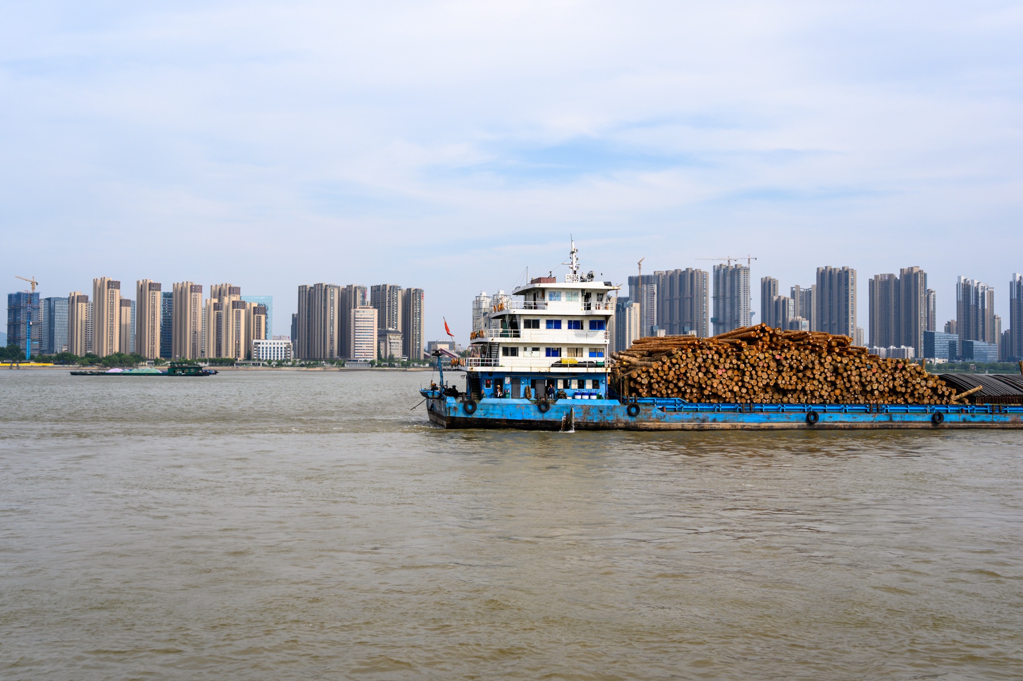 实拍南京下关"中山码头",至今已110年历史,过江到对岸只要1元