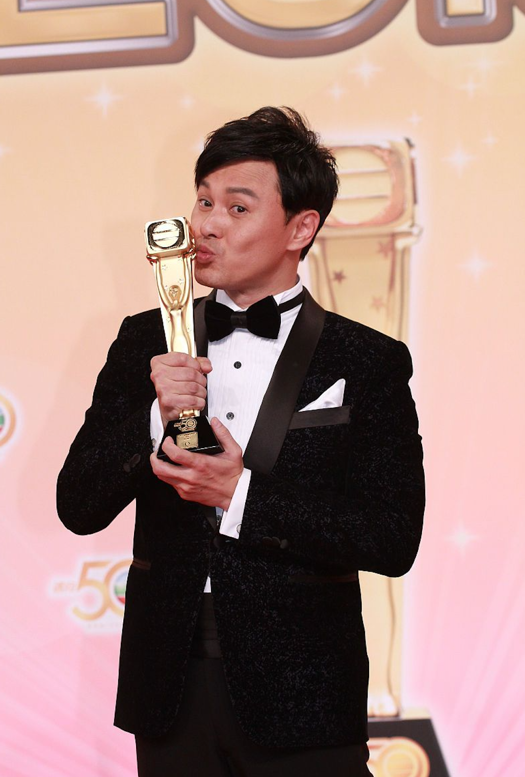 56岁曹永廉再度错失男一号无悔做配角23年笑对被指不宜做主角