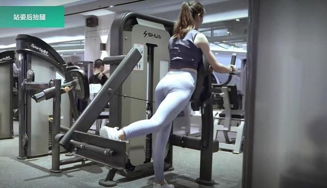 98年新疆美女浓颜系"颜杀"少女,身材热辣,臀腿线条更是吸睛|玛依拉