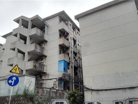 金鹏地产无证卖房被多部门约谈：双倍返还业主购