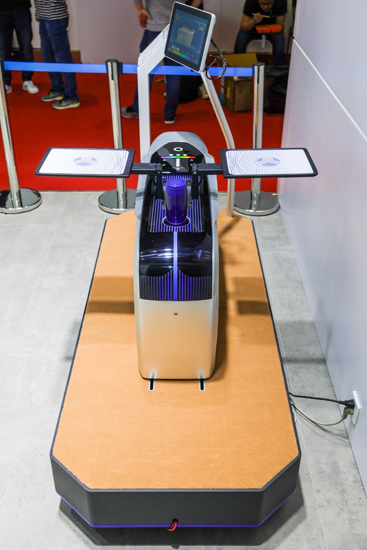 格拉默携多款创新内饰部件亮相上海车展 中国市场在快速推进