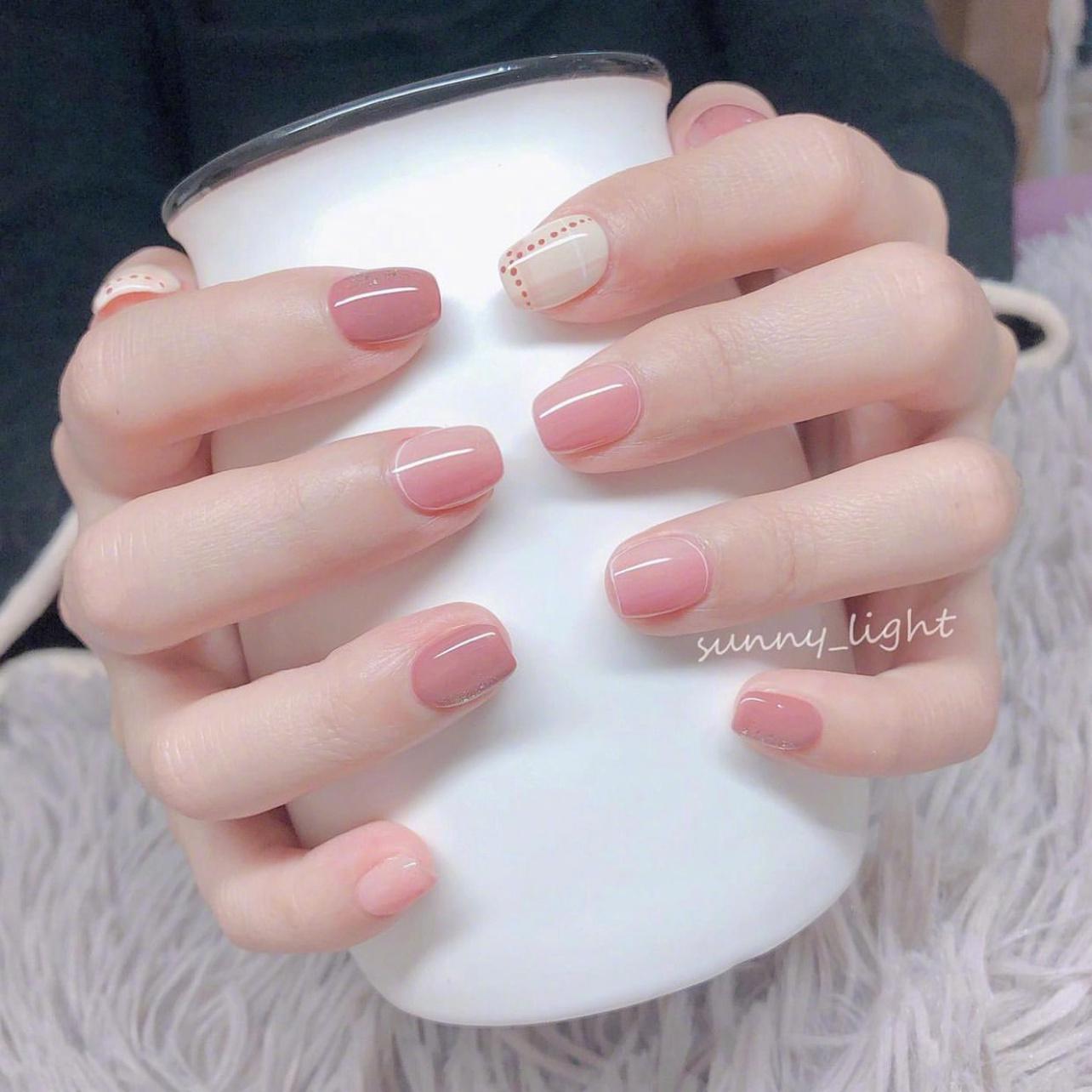 超级适合春夏的彩色系美甲参考合集