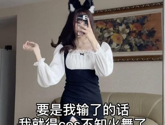 这不,电气鼠前两天与王者荣耀主播夫赖进行了一次跨